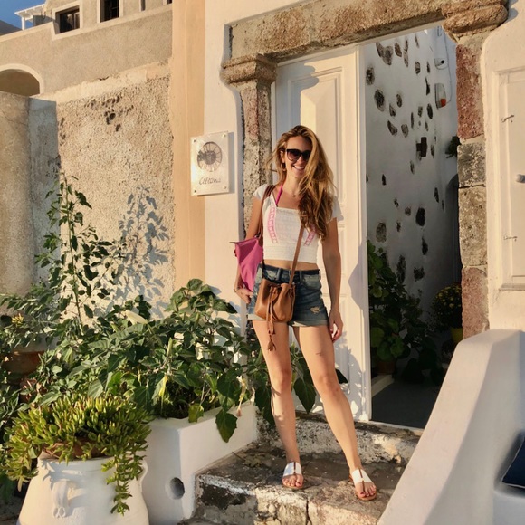 Meet your Posher, Caroline - Picture 3 of 3